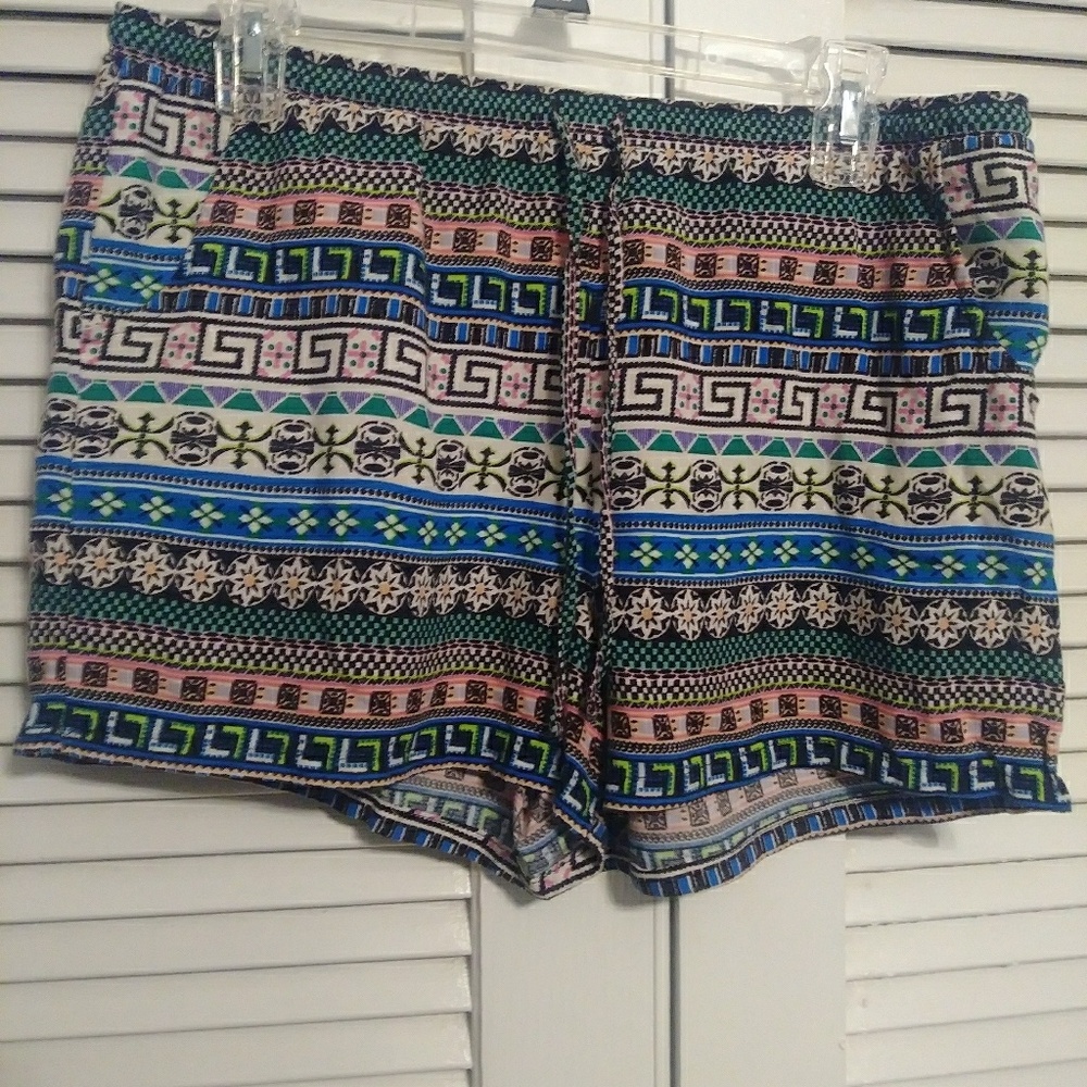 Ladies shorts